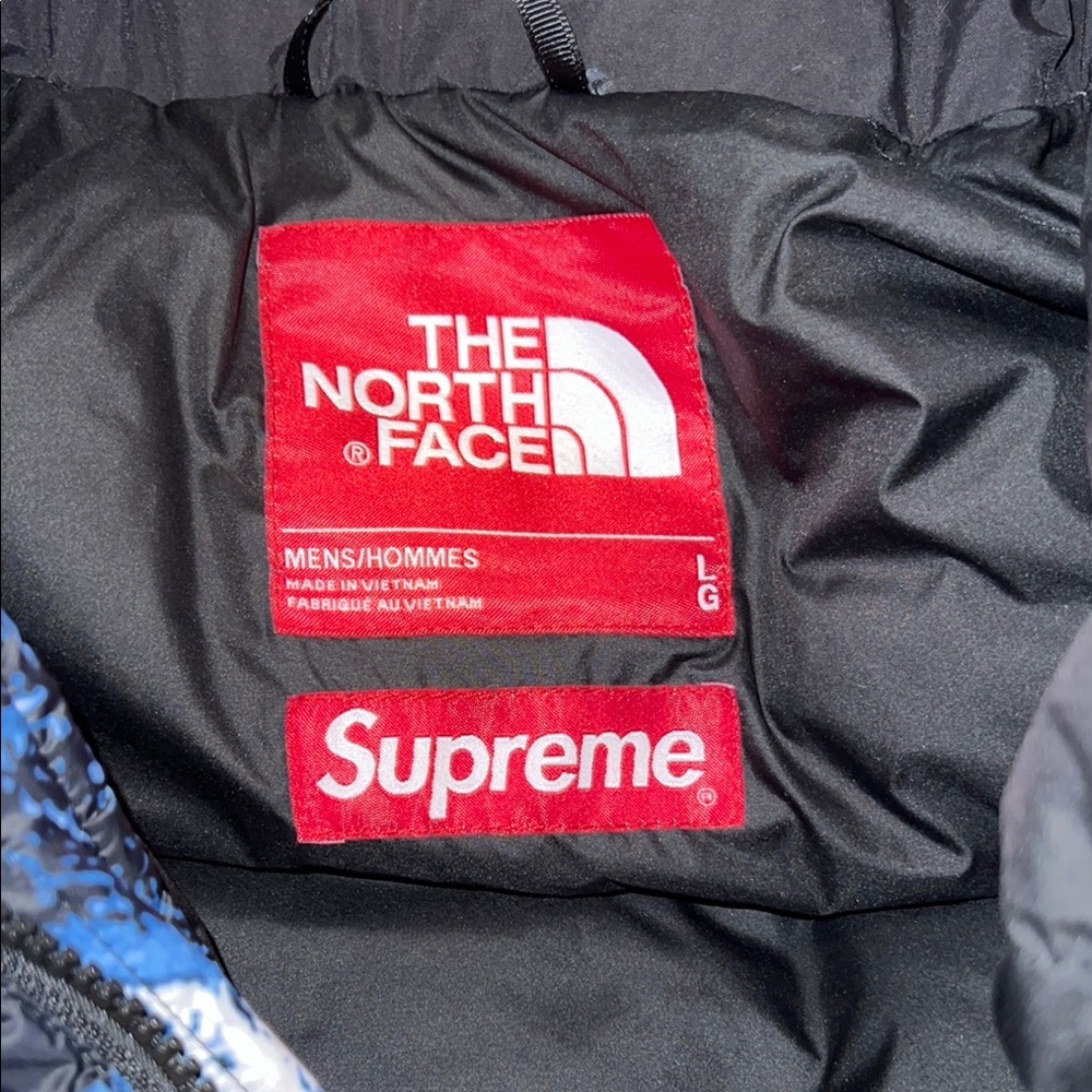 The North Face x Supreme Baltoro Coat - Picture 2 of 4